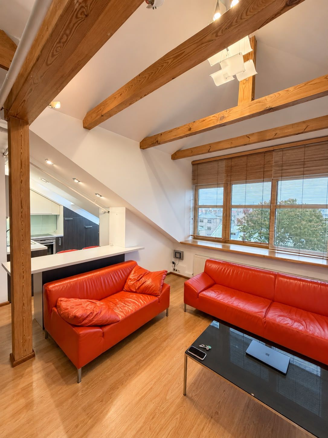 Bright 3-room attic apartment in central Riga — photo 2