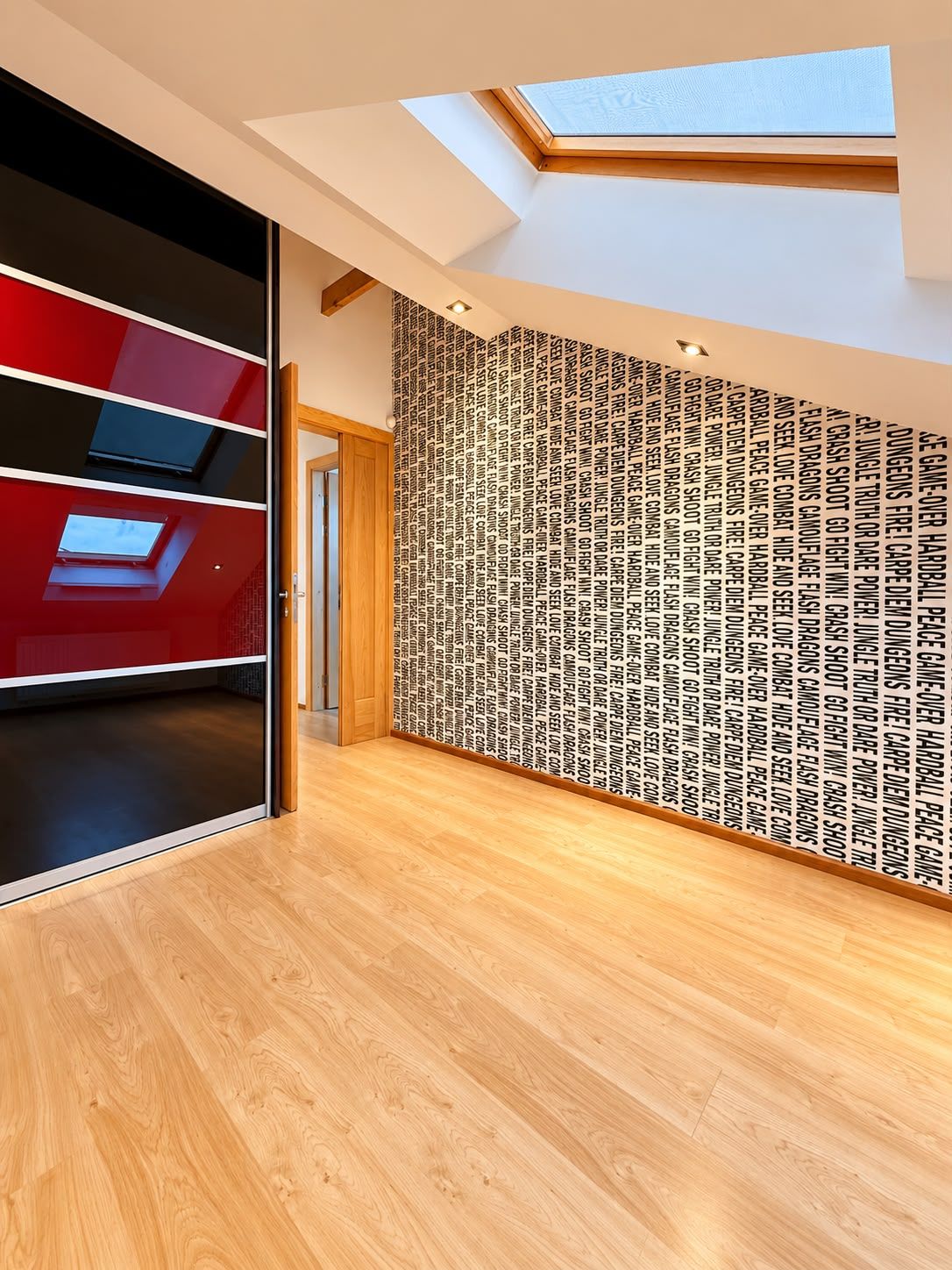 Bright 3-room attic apartment in central Riga — photo 11